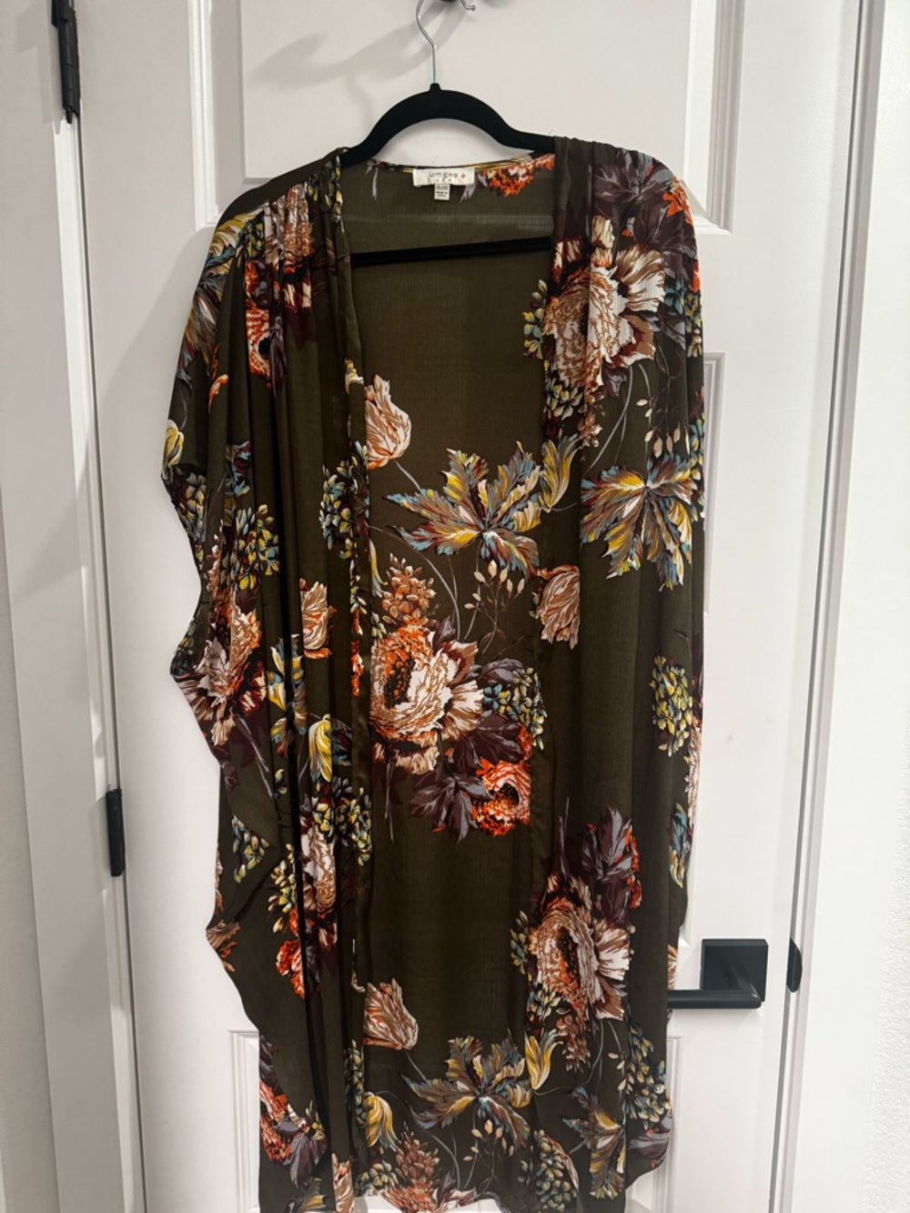 Umgee Olive Green Floral Open-Front Kimono 1xl/2xl